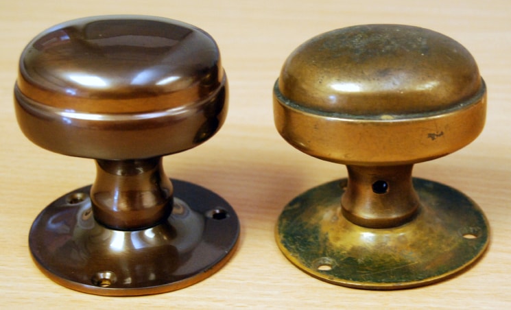St Johns College - door knobs old and new